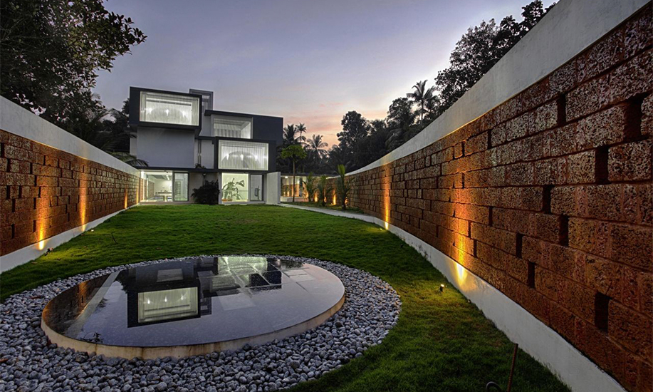 mata air Pagar Tembok